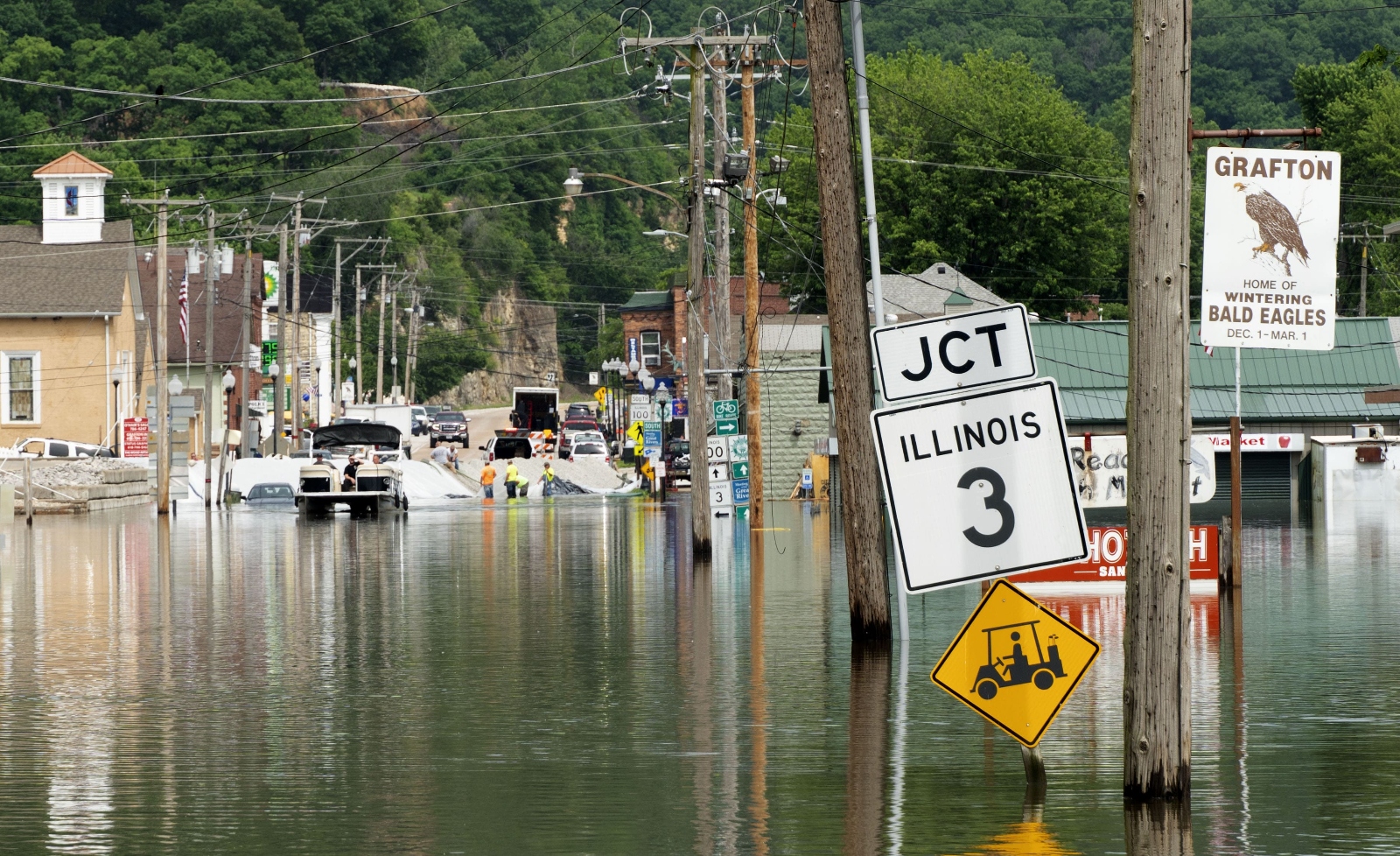 Mississippi River towns pilot new insurance model to help with disaster response