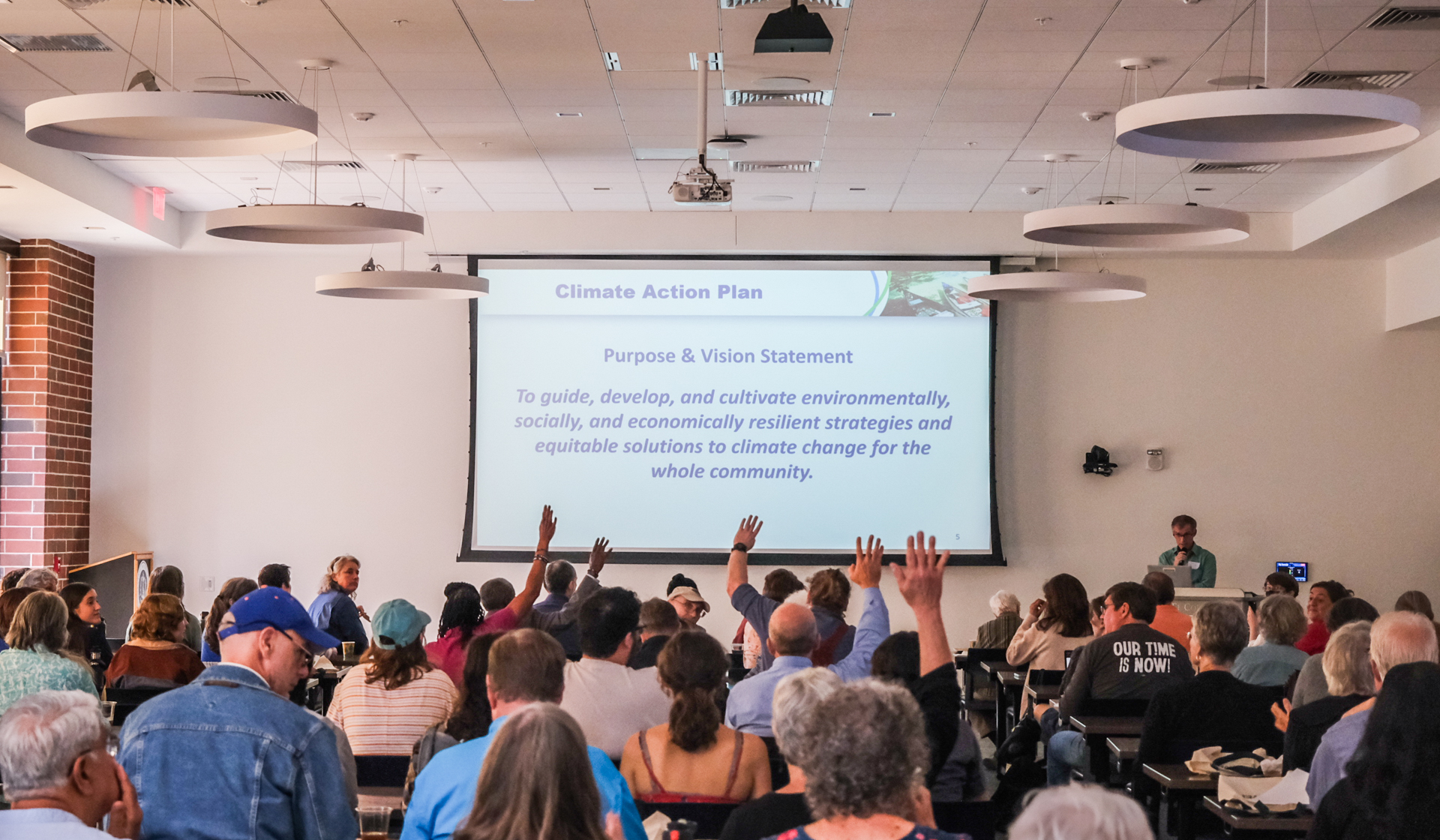 This county has an ambitious climate agenda. That’s not easy in Florida.