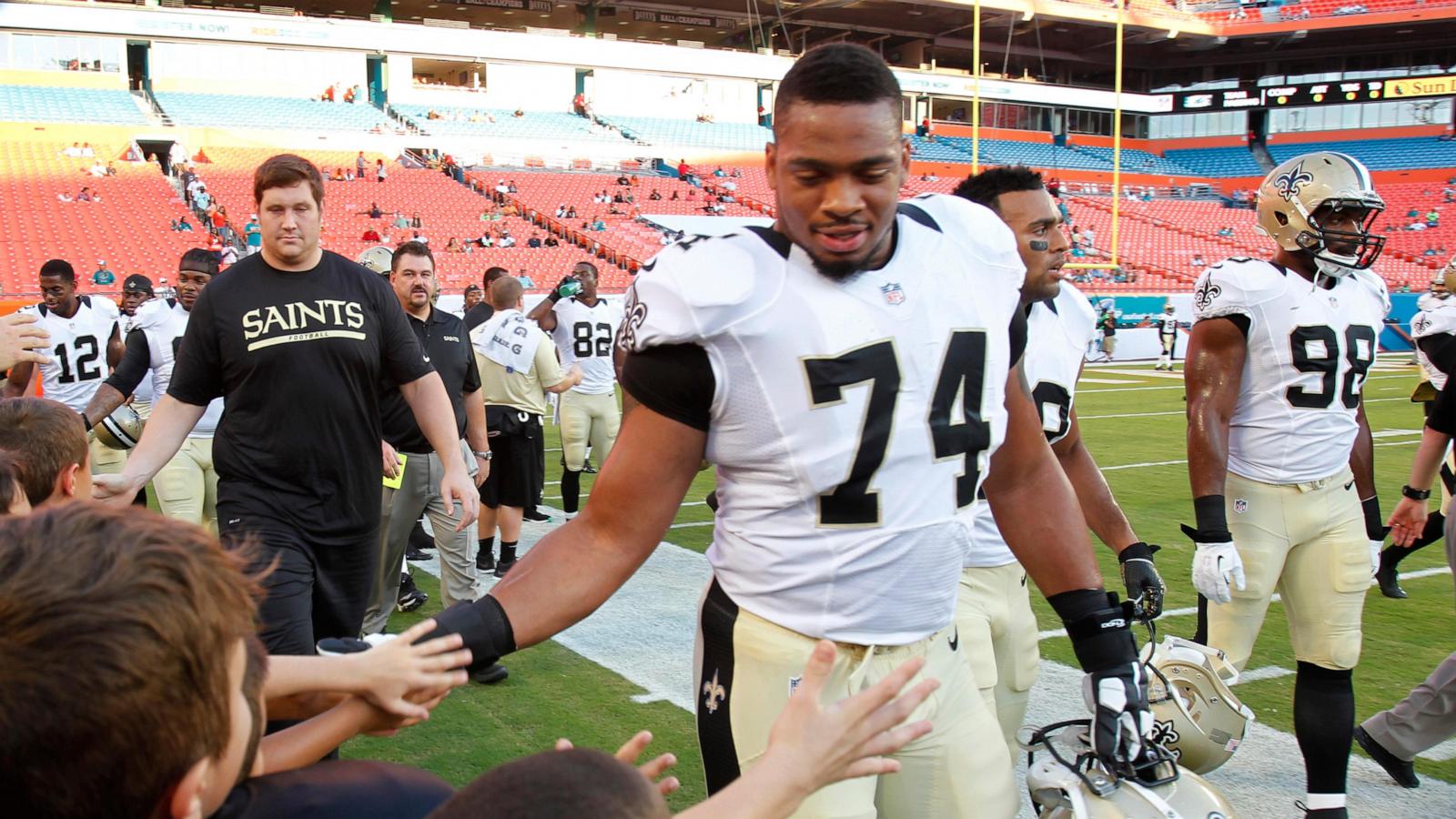 Judge says lawsuit over former NFL player Glenn Foster Jr.'s jail death can proceed