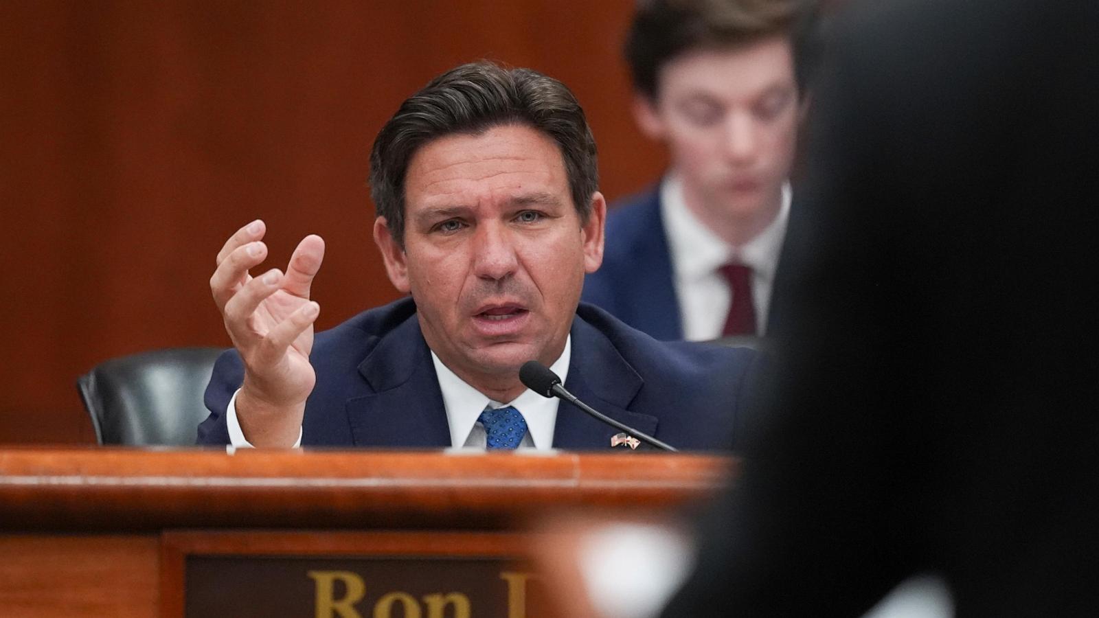 Fort Myers City Council does an about-face, now unanimously agrees to allow ICE to train its police