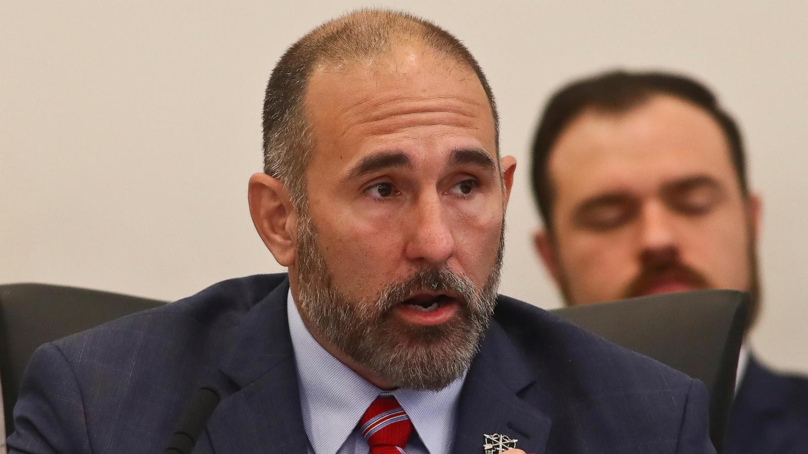 Florida legislation would relax restrictions on the working hours of teenagers