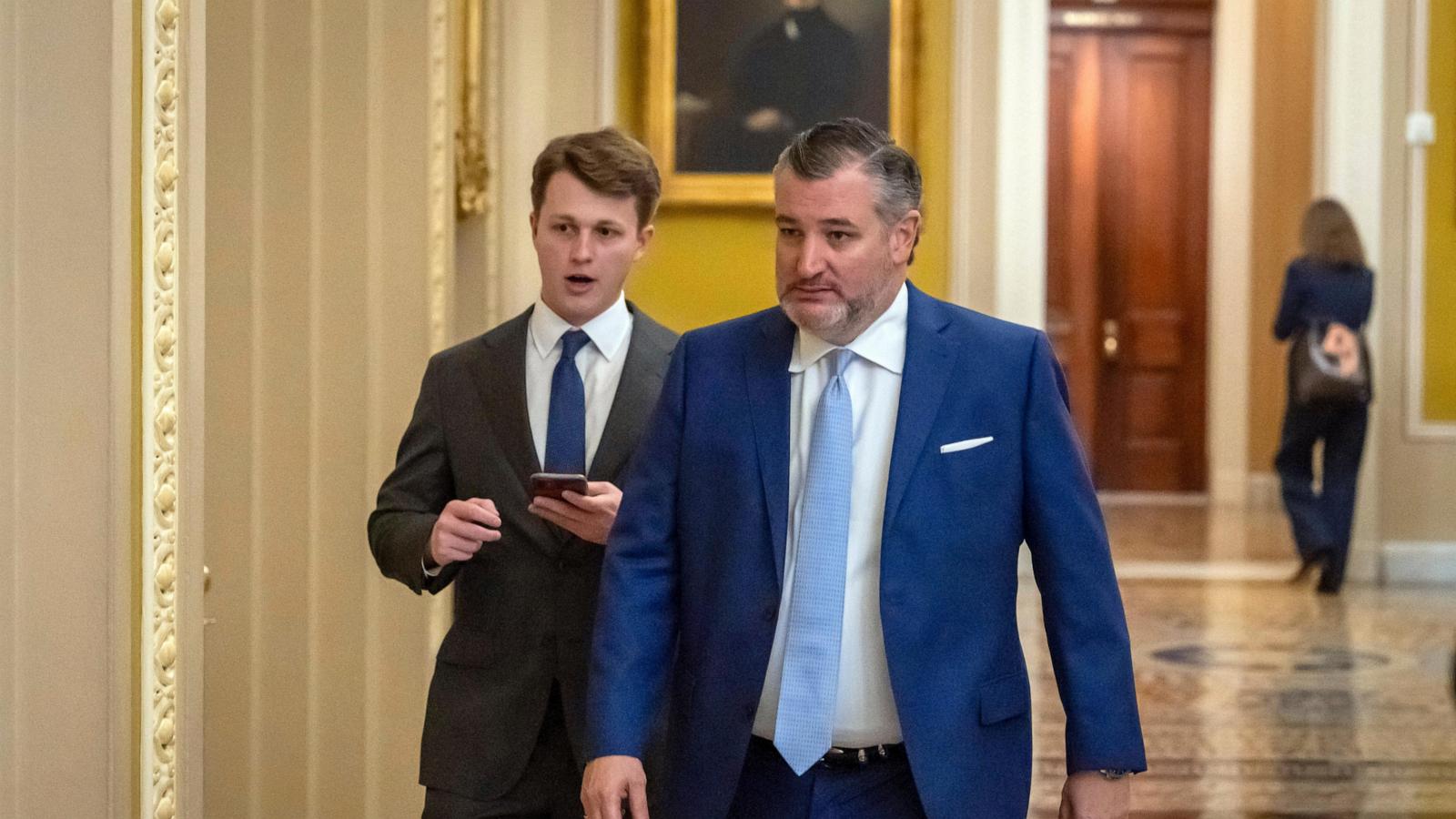 Air traffic controllers to get more support after a fight and latest near miss at Washington airport