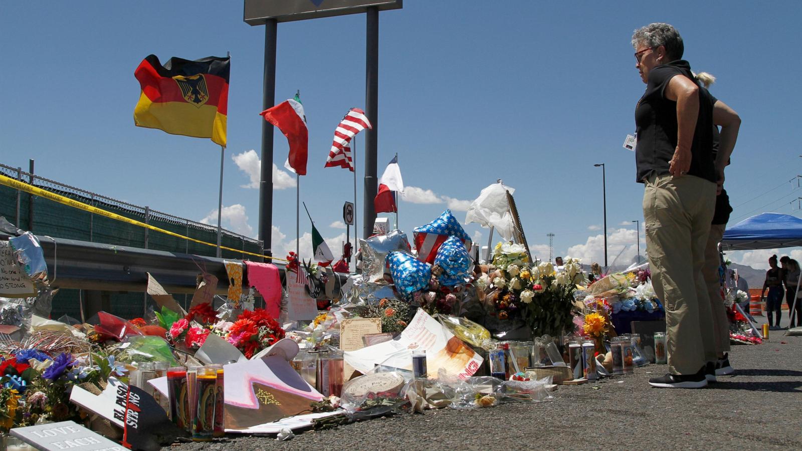 Texas hearing on Walmart mass shooting sets stage for plea to avoid death penalty