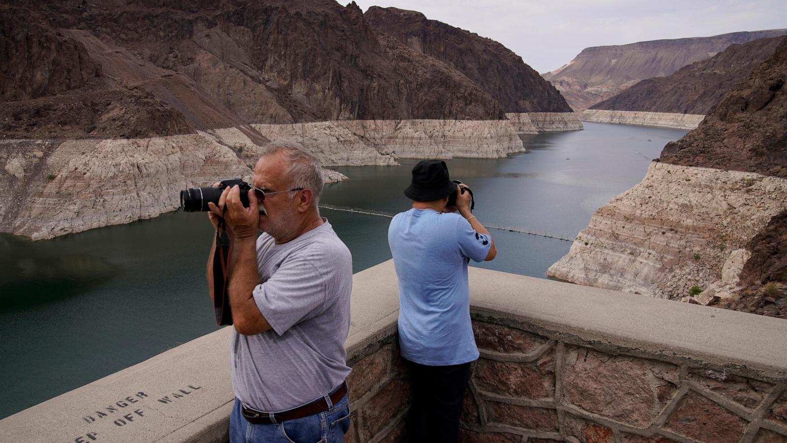 Campgrounds, visitor centers at federal lakes are closing amid Trump's budget cuts