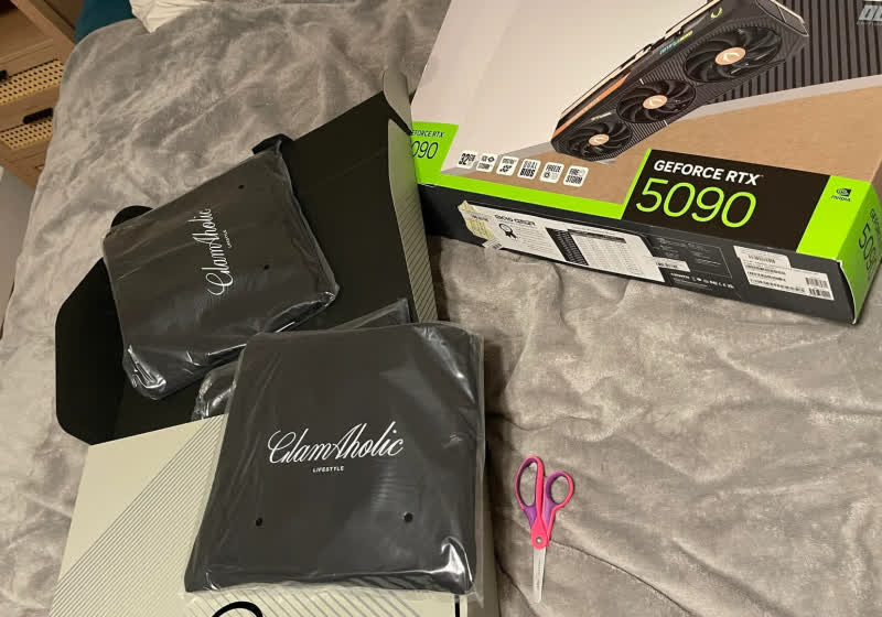 At least 32 Zotac RTX 5090 buyers at Micro Center find only backpacks inside the boxes