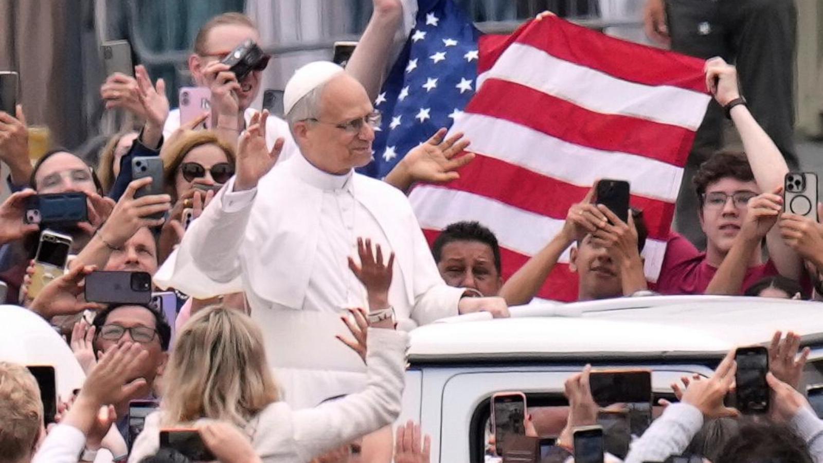 Can Pope Leo remain a US citizen now that he's a foreign head of state?