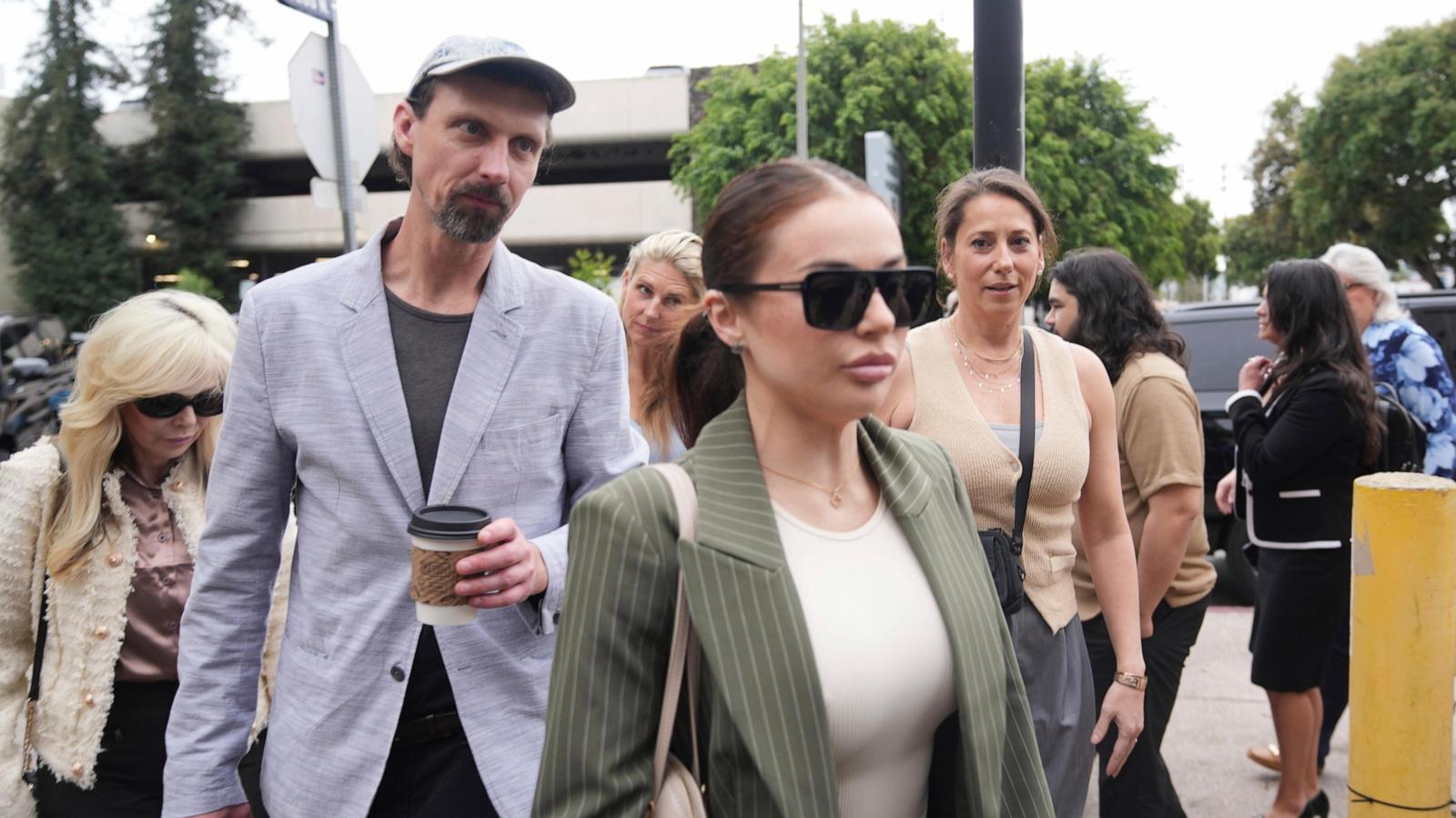 Judge to hear arguments over whether LA prosecutor should be kicked off Menendez case