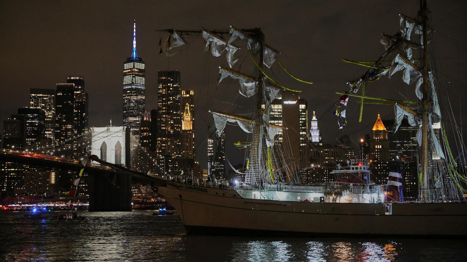 Ships have been hitting the Brooklyn Bridge for nearly 150 years