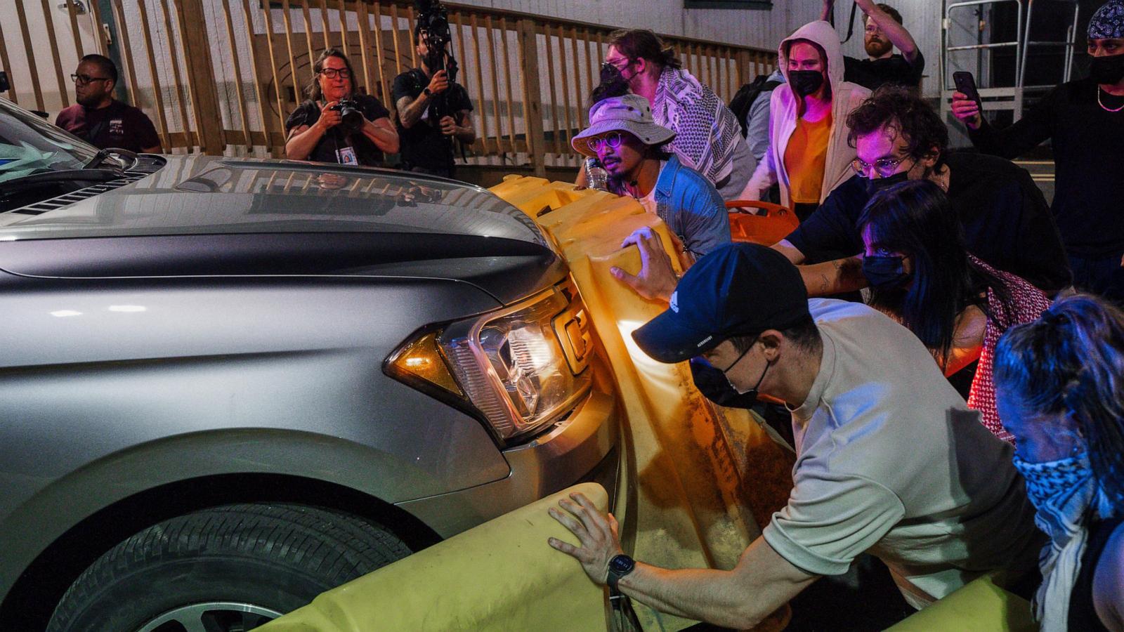 2 detainees recaptured after escape from immigration detention center