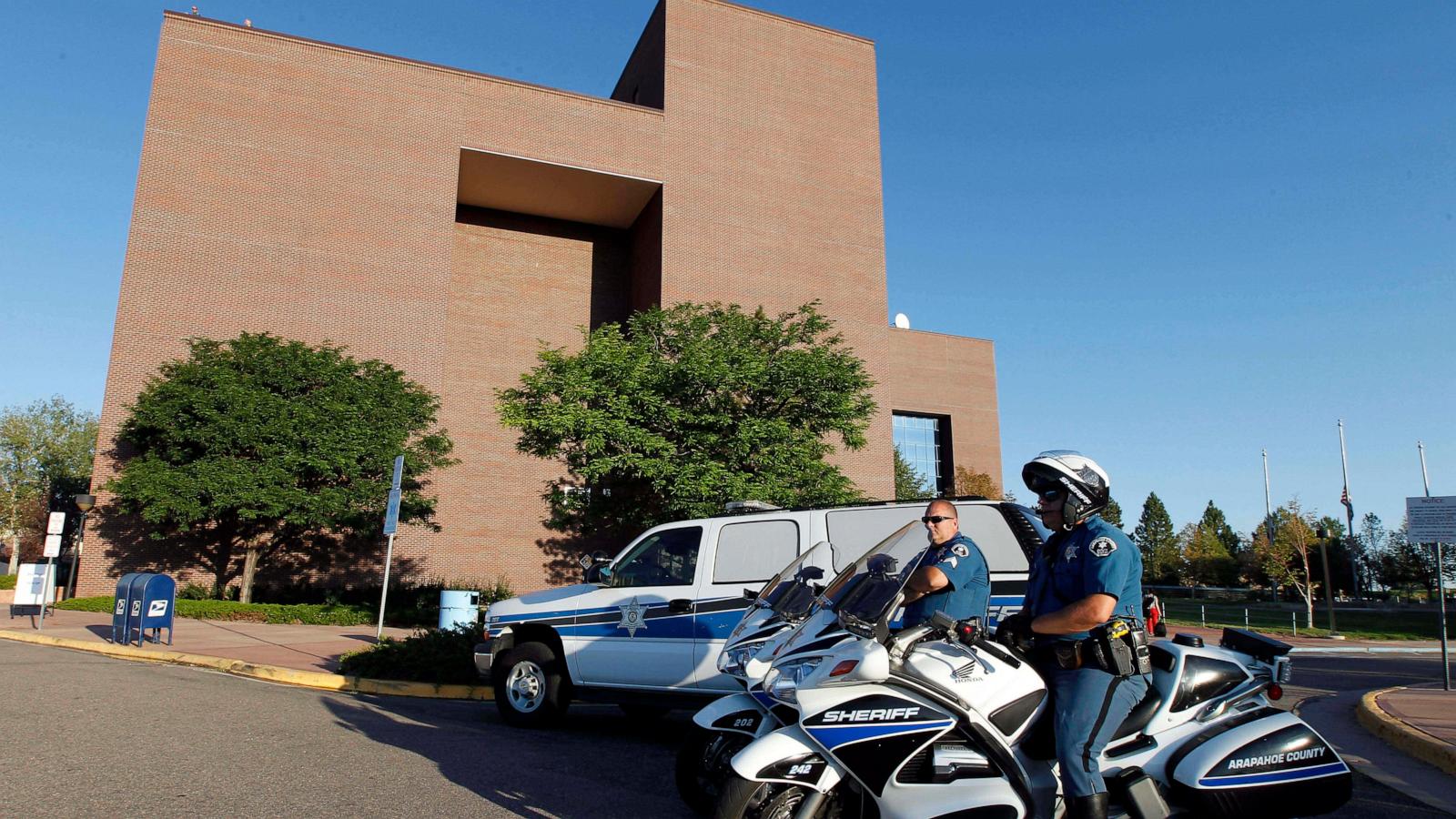 Dentist accused of poisoning his wife's protein shakes going on trial for murder