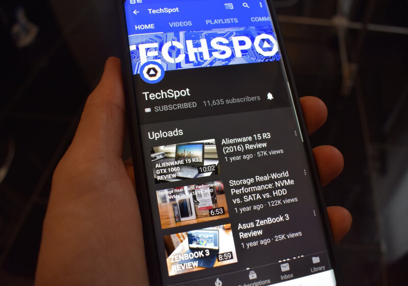 Which modern OS was the first to add system-wide dark mode?