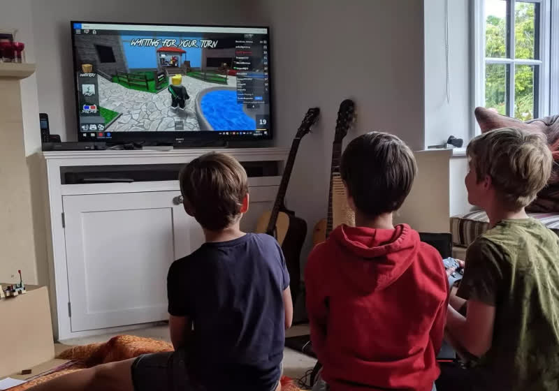 Roblox open-sources AI tool to detect child endangerment risks online