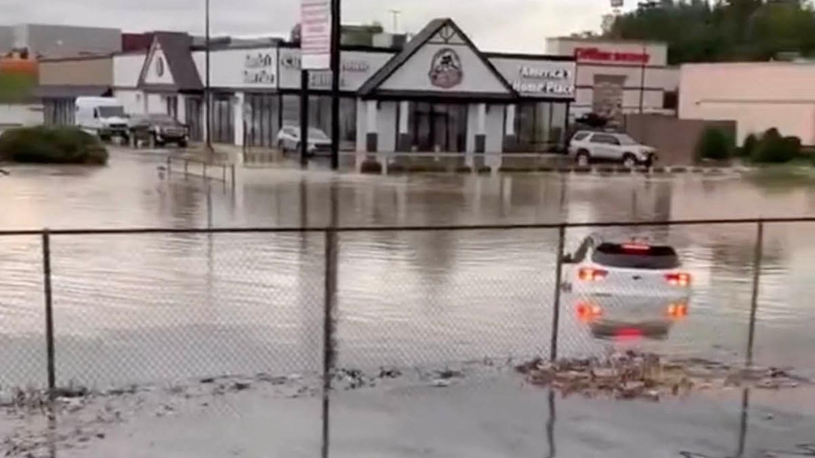 Parents, child killed when tree falls on car as heavy rain and flooding hit Tennessee