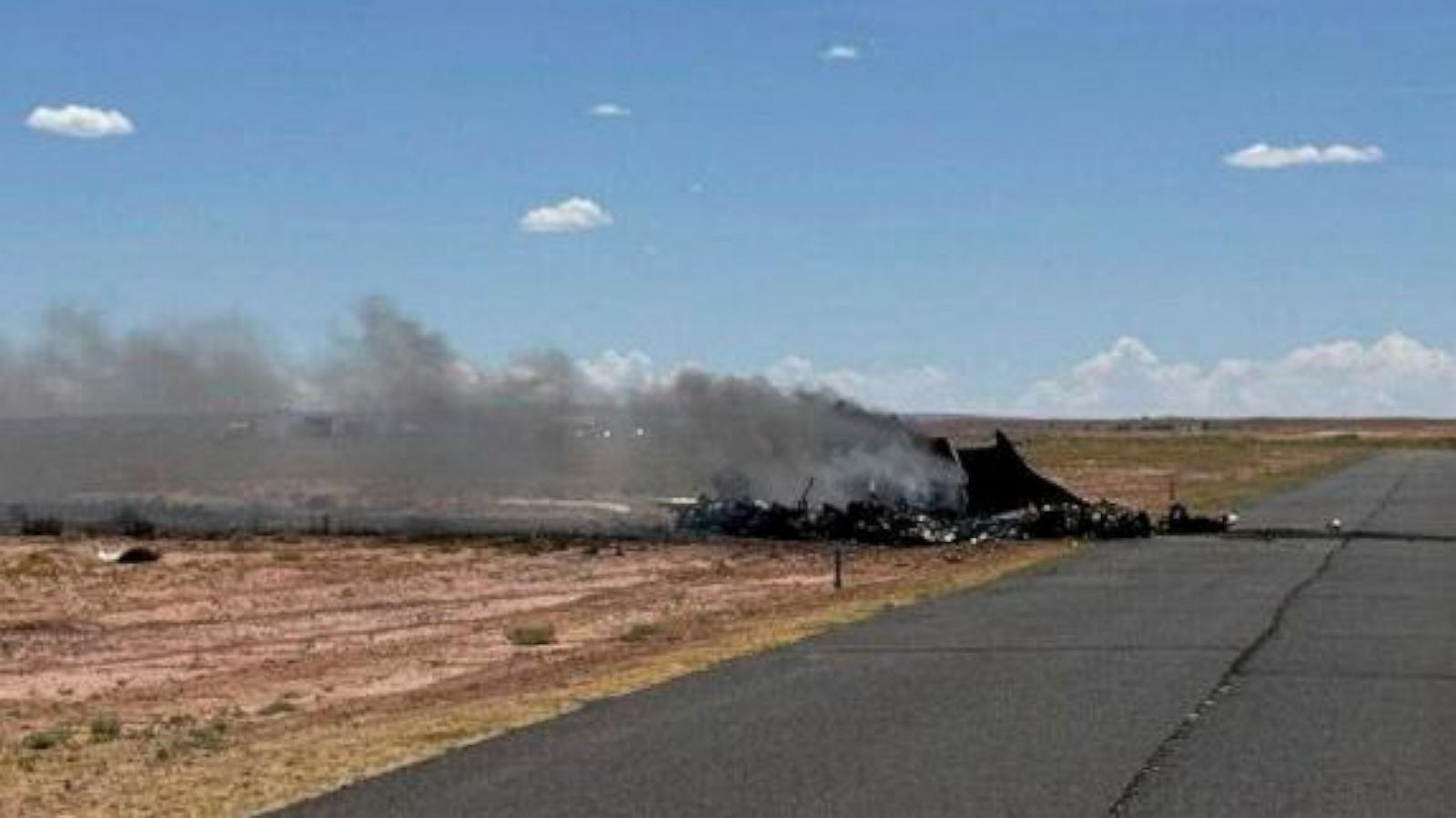 4 people die in crash of medical transport plane on Navajo Nation in northern Arizona