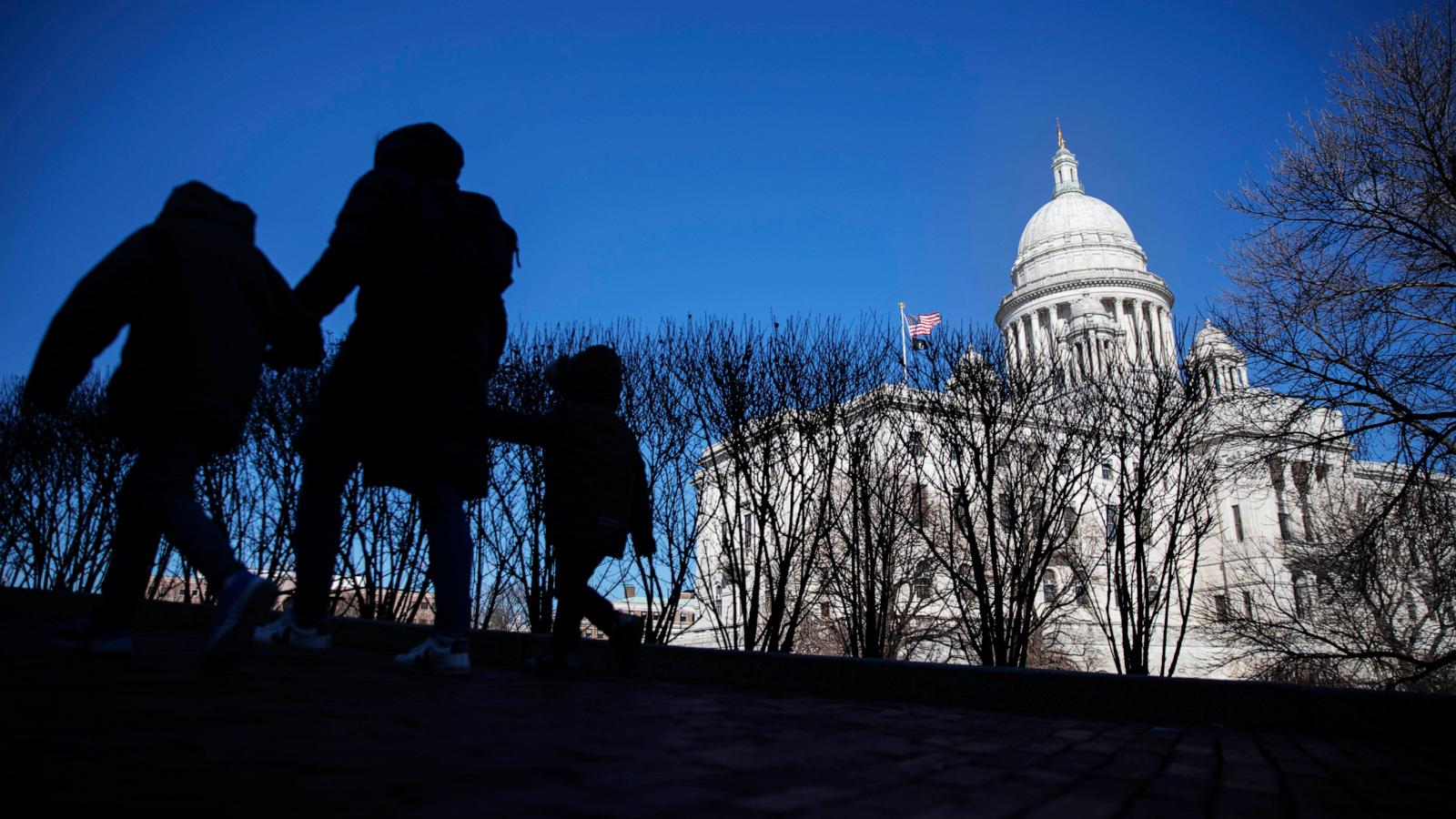 Judge rules that Rhode Island's gun permit system does not violate Second Amendment