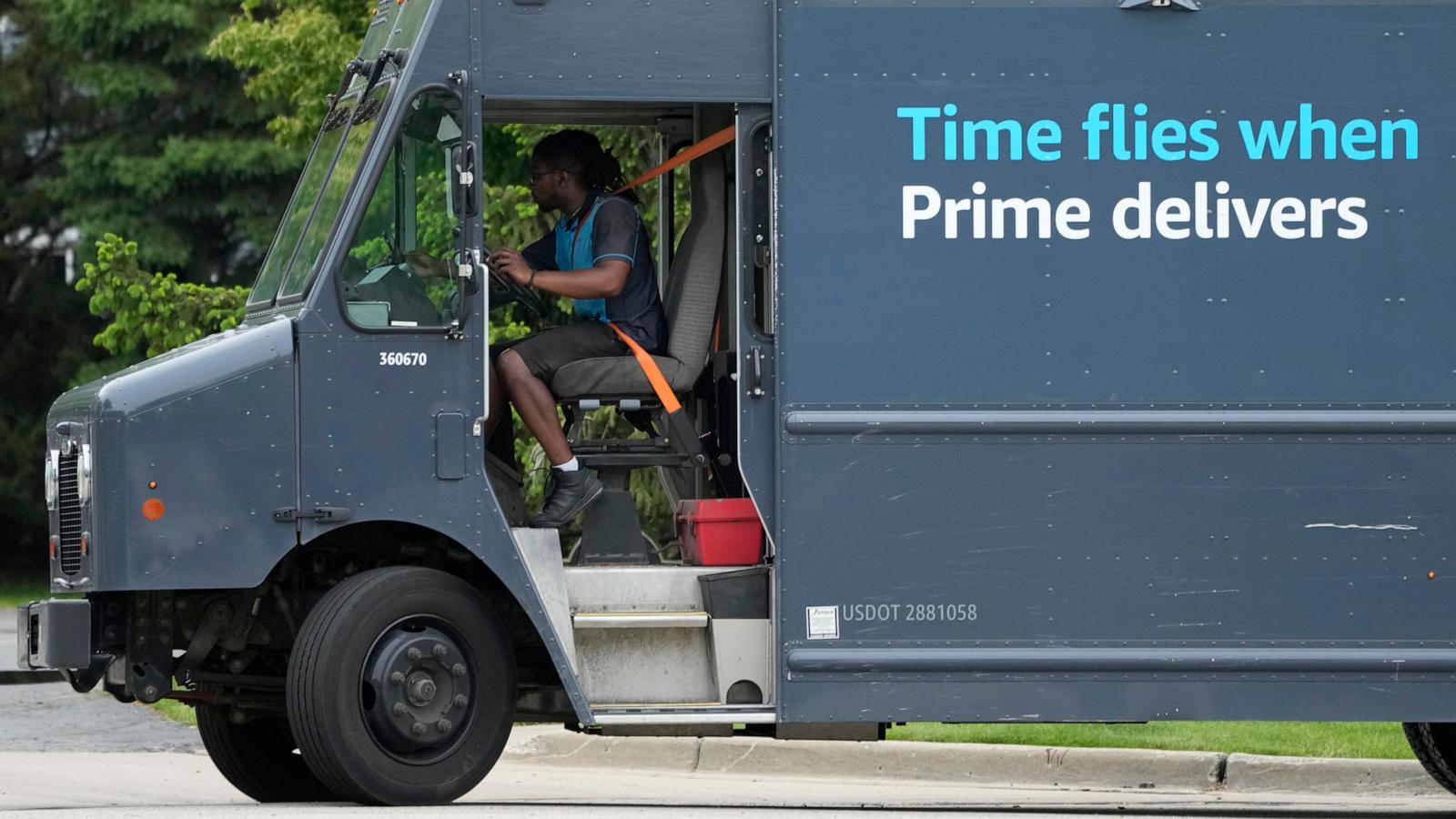 Amazon spends $1 billion to increase pay and lower health care costs for US workers