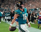 Trevor Lawrence’s trip and score TD leads Jaguars to thrilling late win over Chiefs