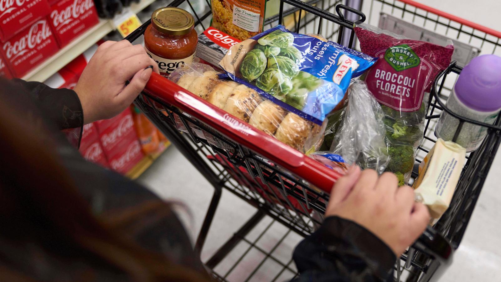 Trump administration posts notice that no federal food aid will go out Nov. 1