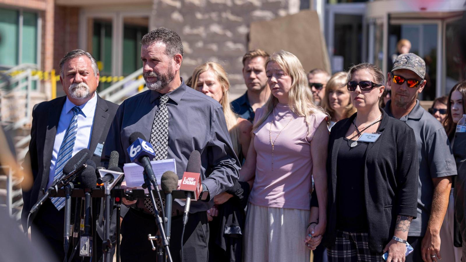 Idaho judge bars release of graphic photos from scene where Bryan Kohberger killed 4