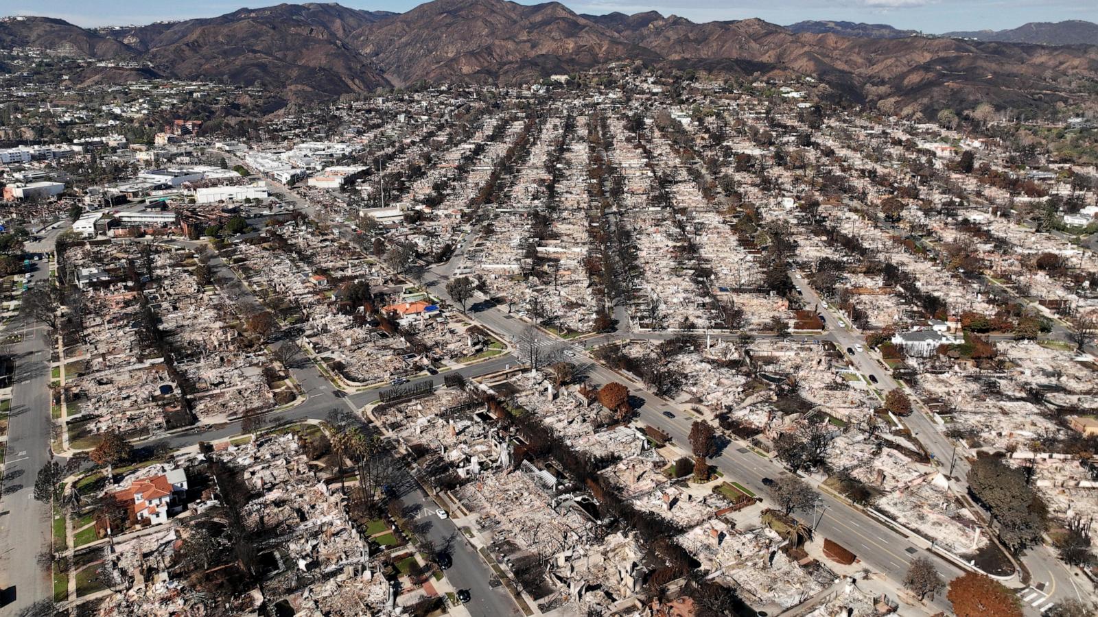 Judge orders man accused of starting deadly LA wildfire jailed while awaiting trial