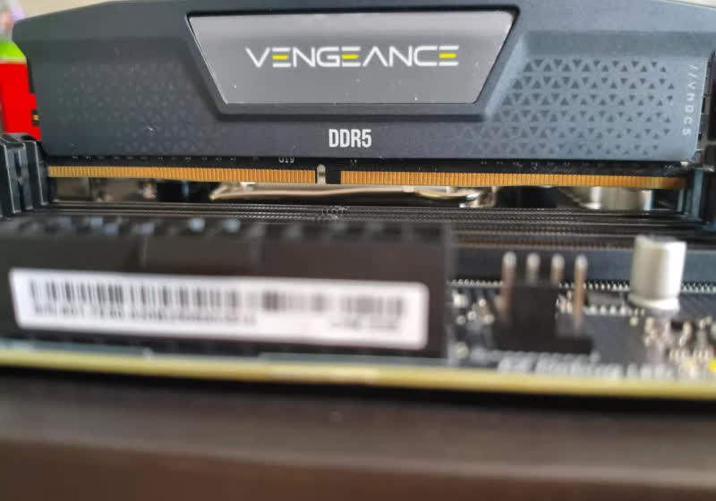 Amazon sold a Corsair Vengeance DDR5 RAM kit that turned out to be DDR4 in disguise