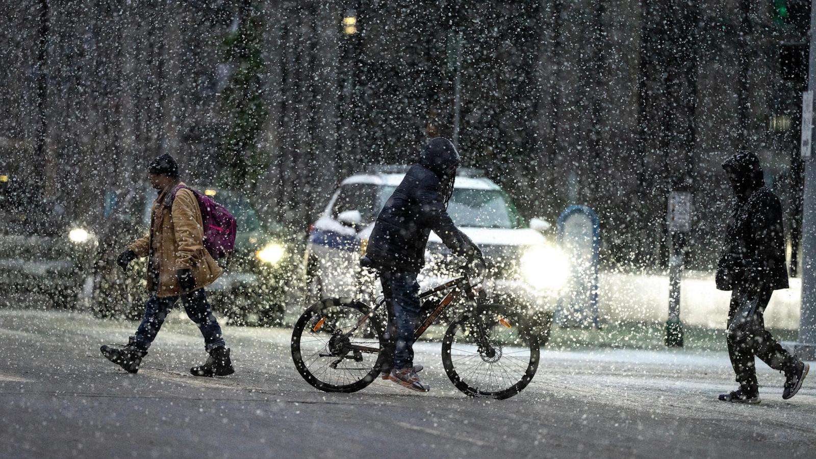 Winter storm sweeps across US with snow, ice and severe weather