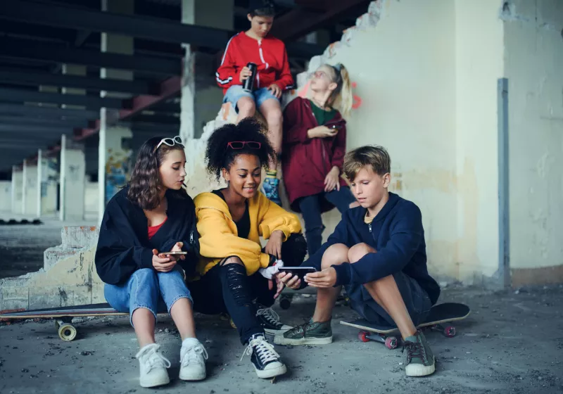 Meta shuts down over 500,000 accounts under Australia's under-16 ban, urges the government to end it