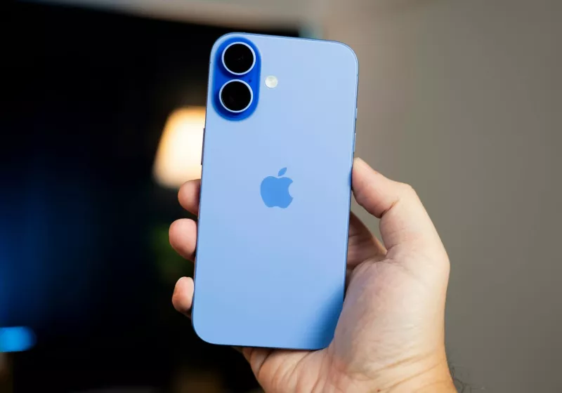 Apple iPhone captured seven of the top 10 best-selling phones in 2025