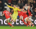 Champions League: Benfica keeper’s last-gasp header sends side into playoffs