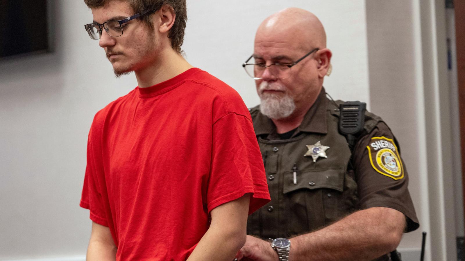 Man accused of killing parents to fund Trump assassination plot to enter plea