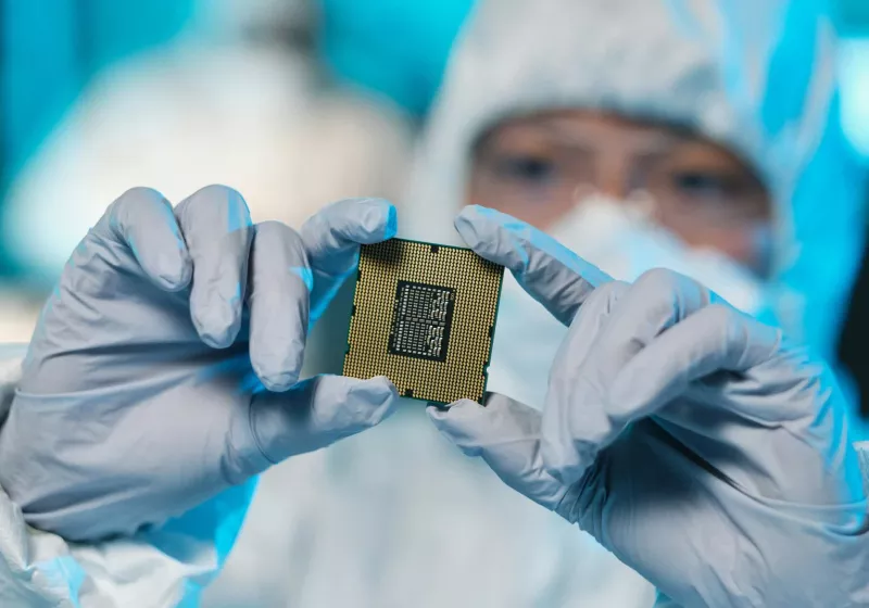 Taiwan says shifting 40% of chip production to the US is "impossible"
