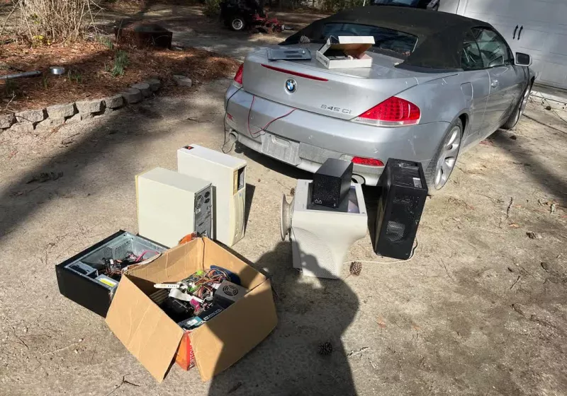 This lucky gamer's PC hardware dump discovery included $500 worth of DDR4 memory