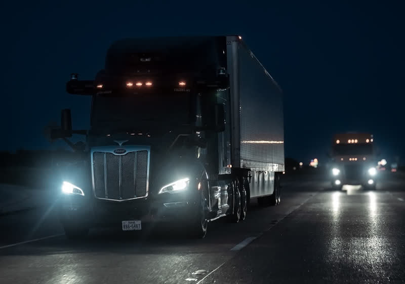 Driverless freight hits a new milestone with Aurora's 1,000-mile route
