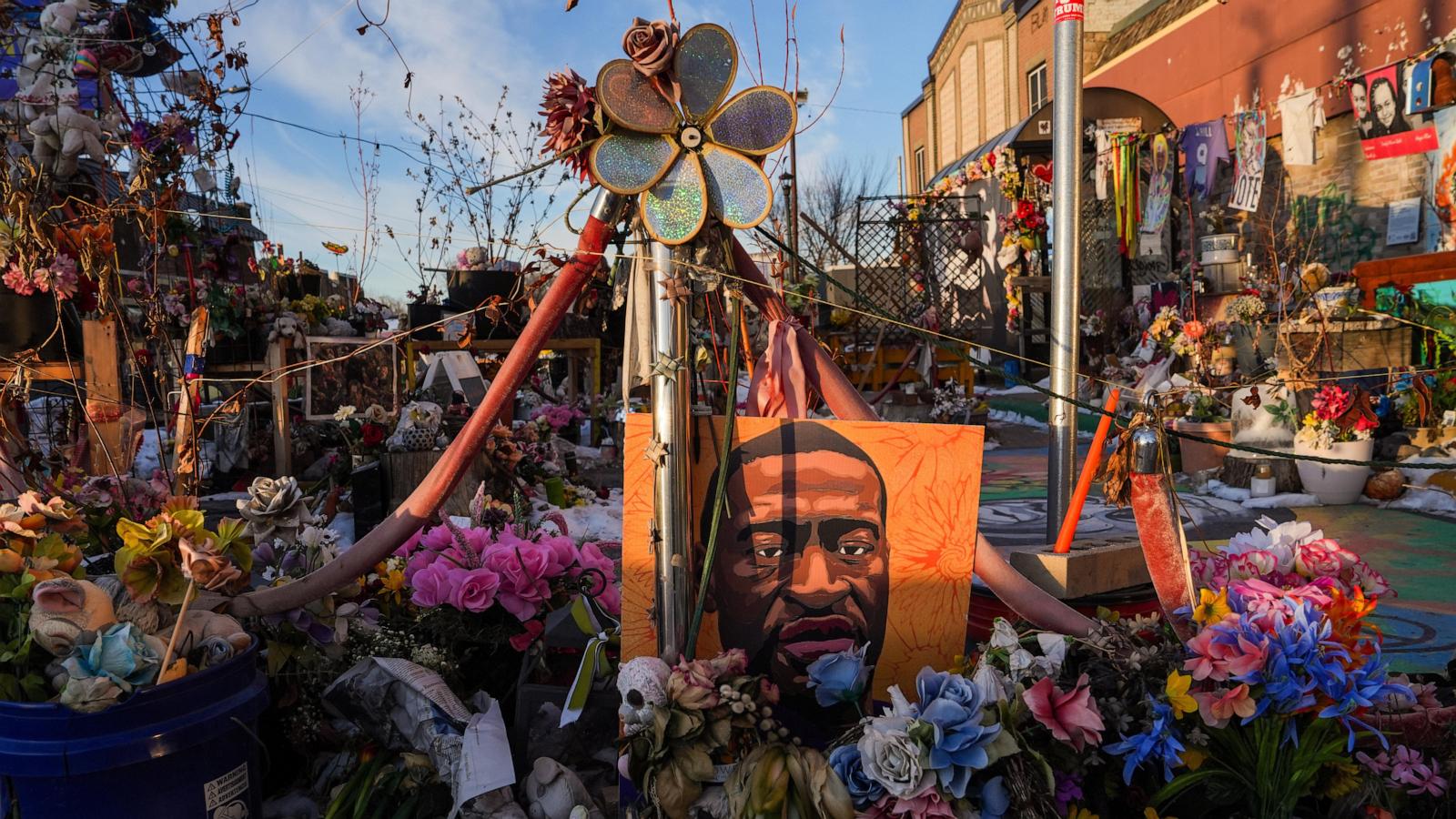 Minneapolis left to decide future of streetside memorials to 2 people killed by federal officers