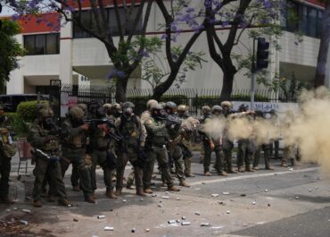 Judge blocks California’s ban on federal agents wearing masks but requires badges be clearly seen