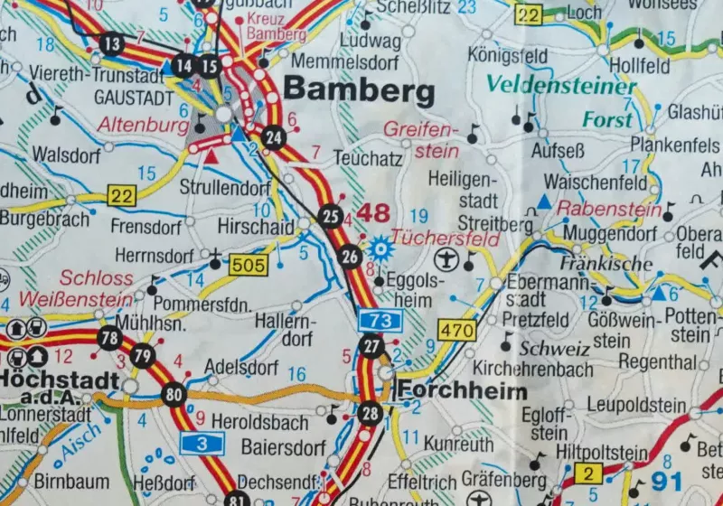 Pagers and paper maps make a comeback in Moscow as the internet goes dark