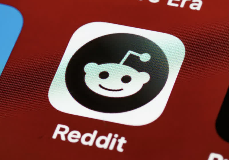 Reddit cracks down on bots with new labels and human verification
