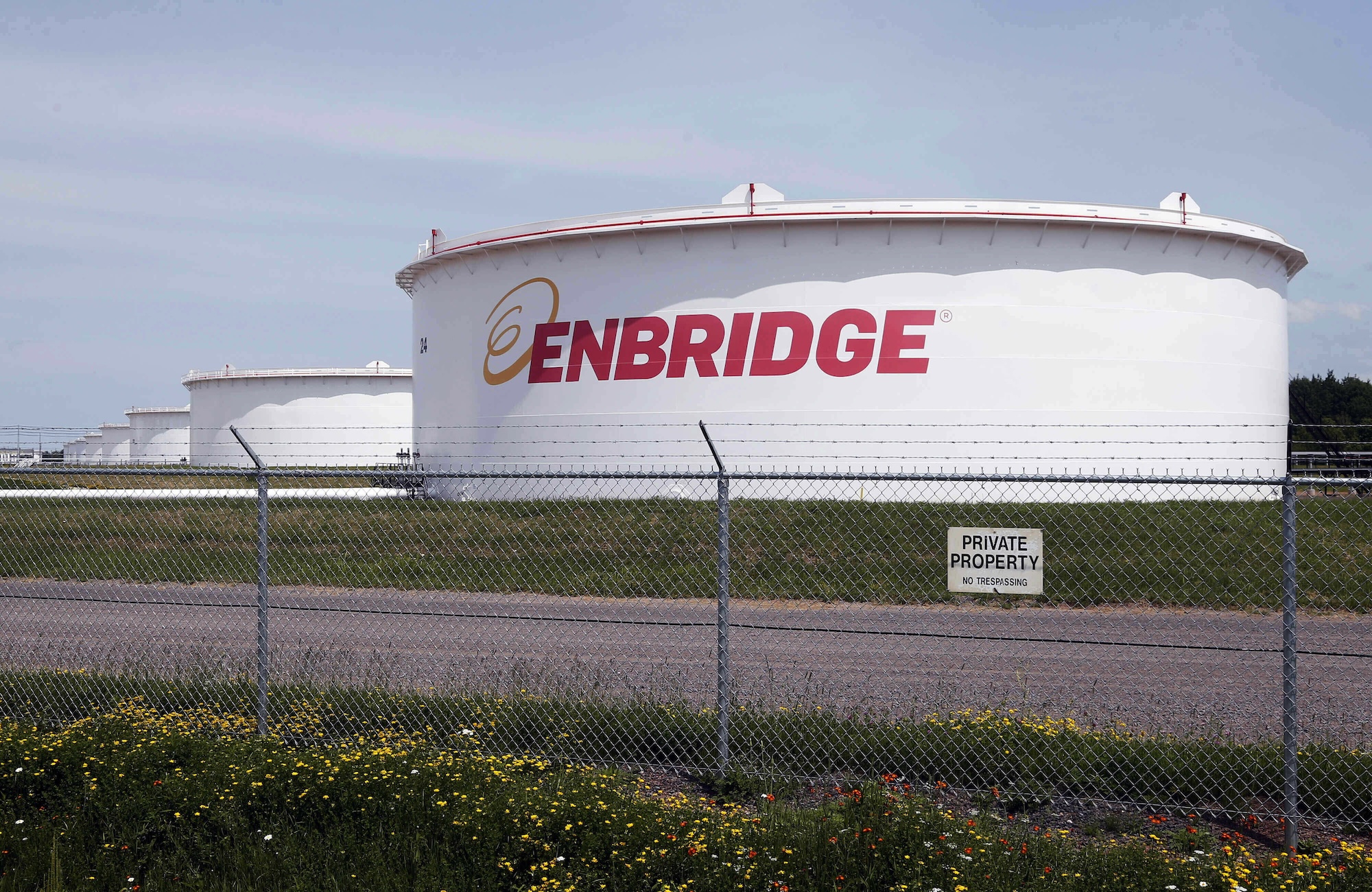 Enbridge paid police to protect one pipeline. Now it wants to do it again in Wisconsin.