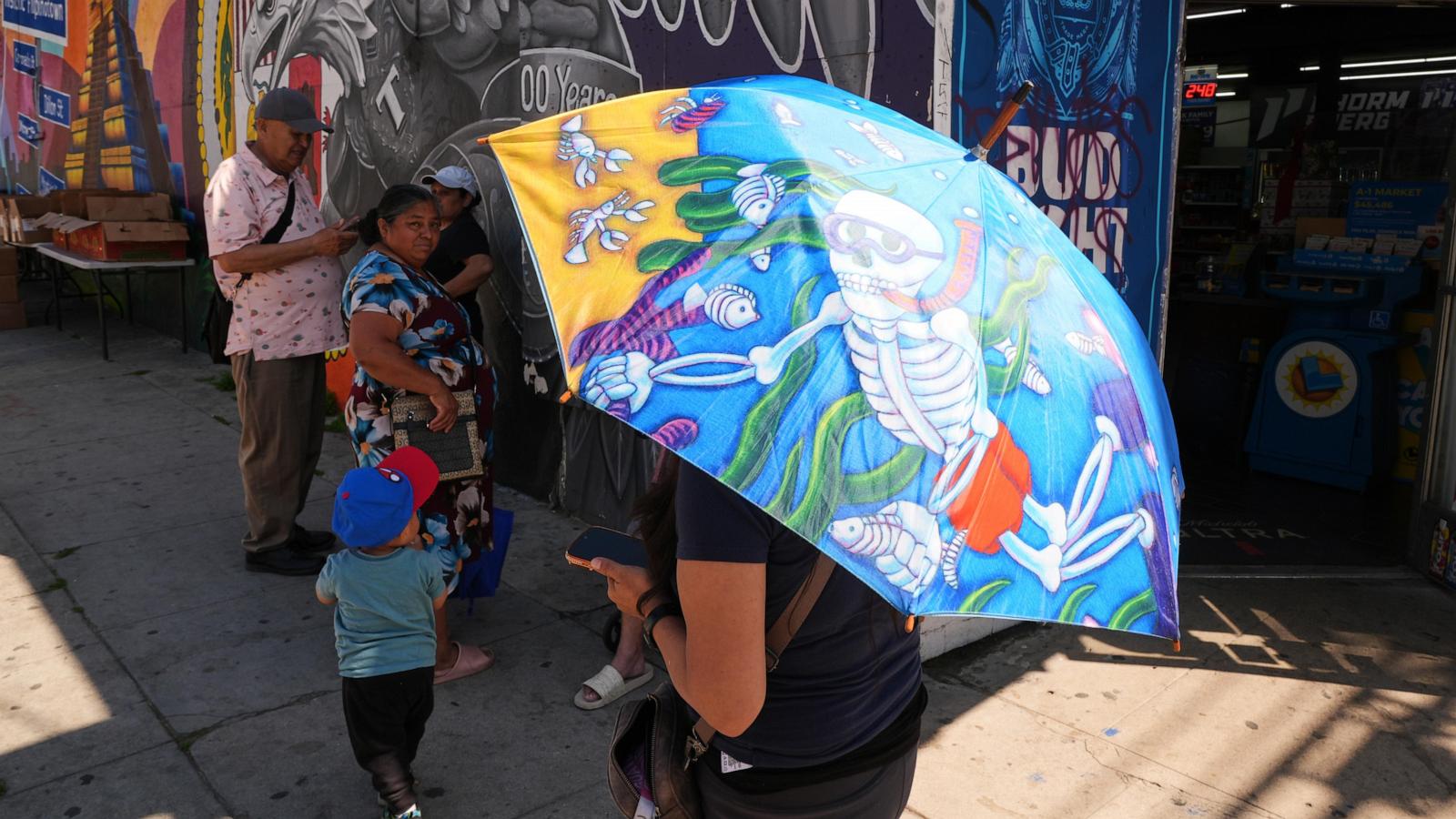 Blistering summerlike temps are coming to Los Angeles