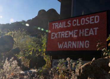 Arizona community hits 110 degrees F, the highest March temperature recorded in the US