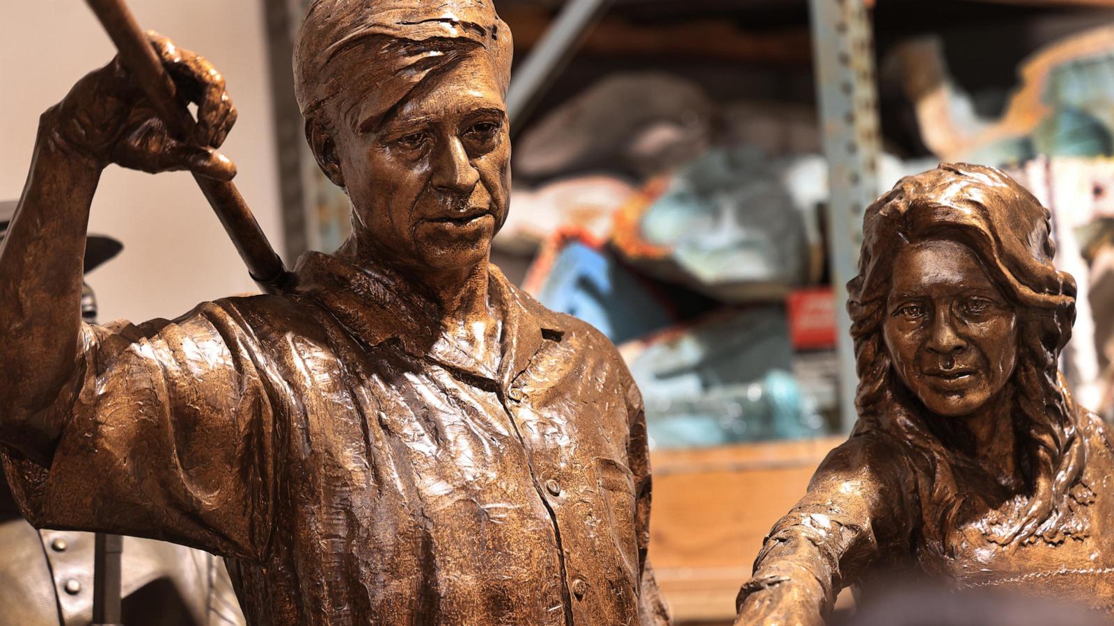 César Chavez and Dolores Huerta led a movement that won better wages and conditions for farmworkers