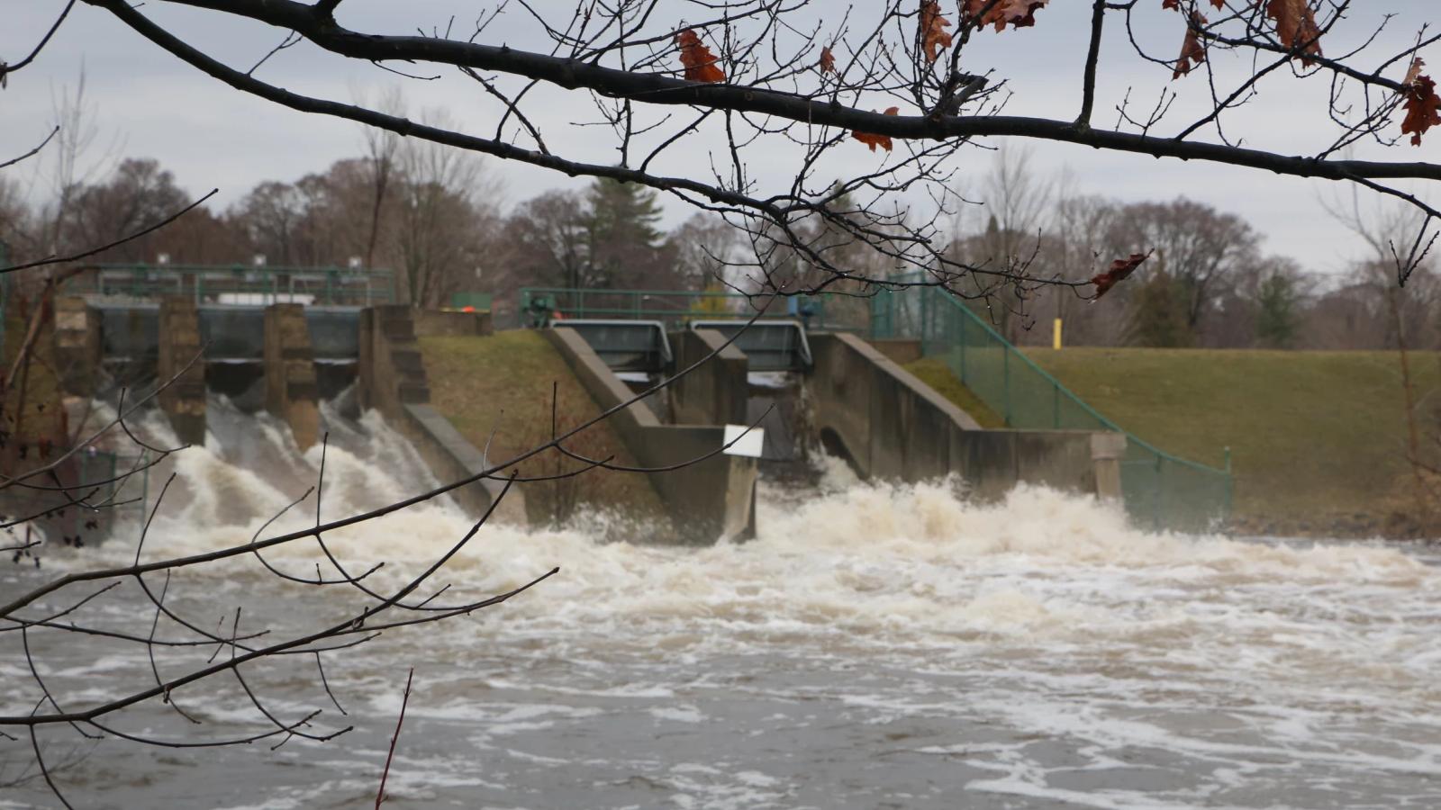 Close calls at Michigan’s dams are a climate warning to America