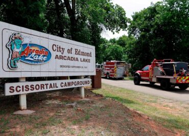 Fight led to shooting at Oklahoma park that left 23 wounded, police say