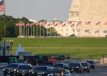 Trump drives across Lincoln Memorial Reflecting Pool to inspect new blue coating he’s putting on it