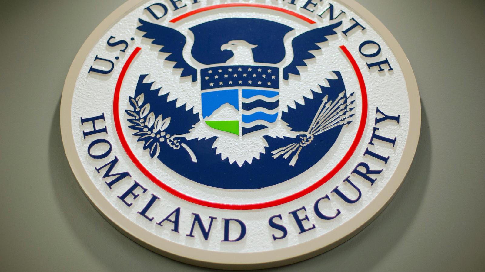 Immigration enforcement guidance for warrantless arrests falls short, federal judge says