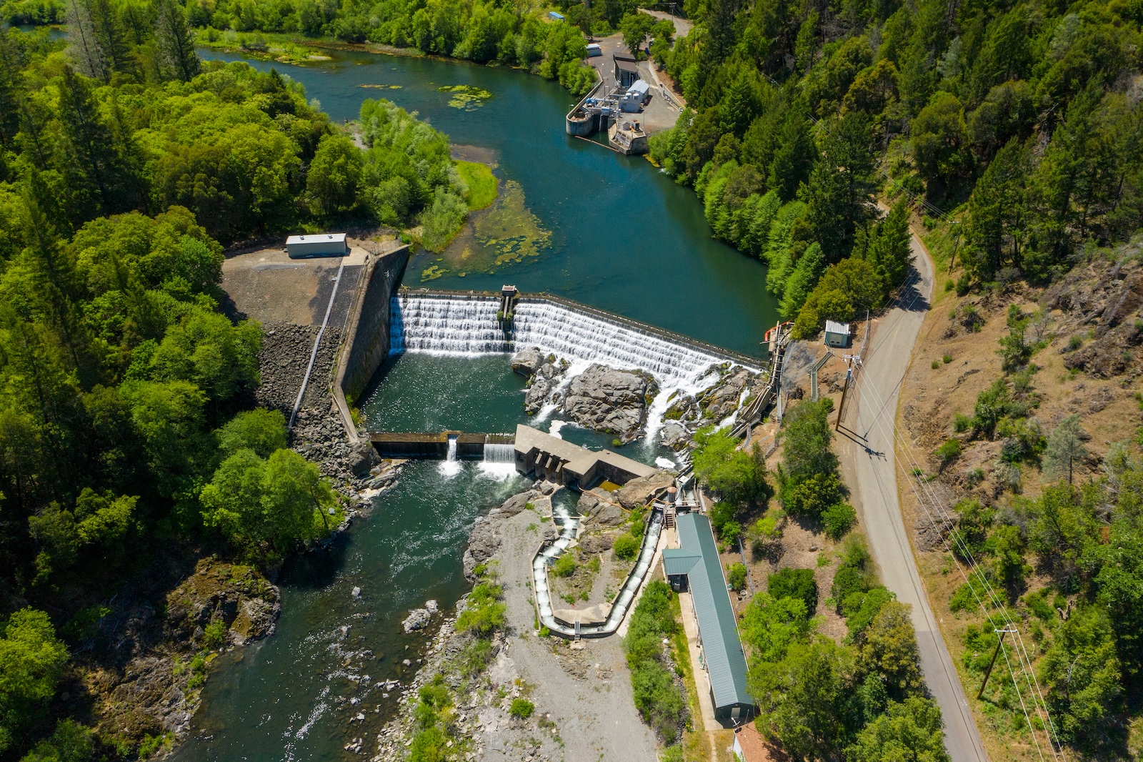 Why is this Trump official dead set on saving a failing California dam?