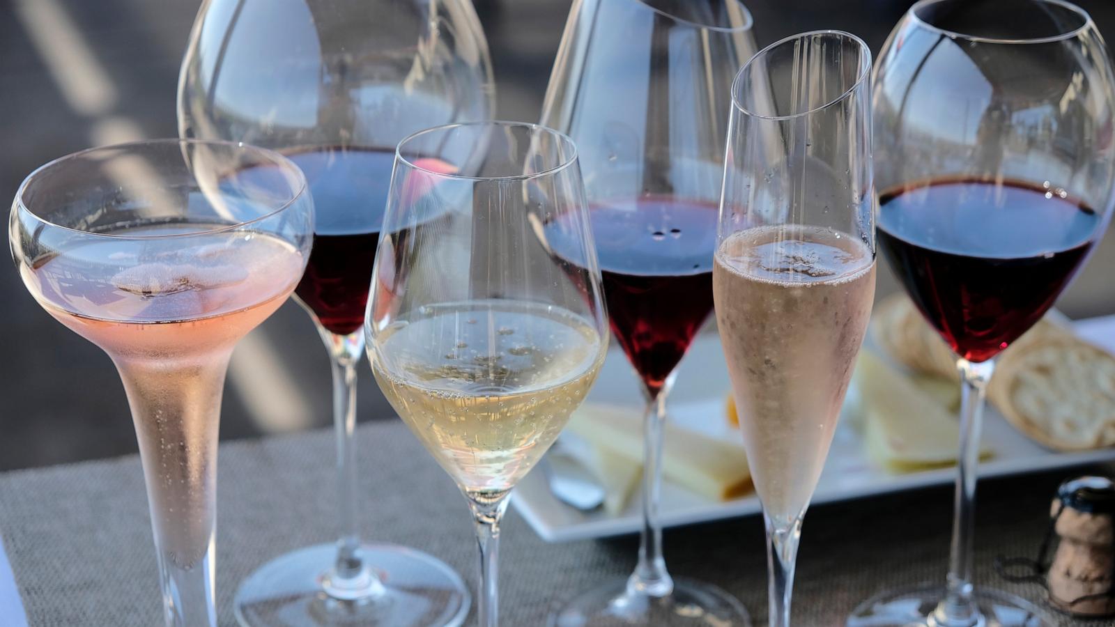US guidelines didn't feature drinking risks found in gov't commissioned study