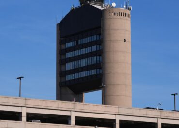 FAA investigates incident that forced Delta flight to abort landing