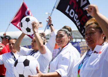 Stadium workers near LA reach tentative deal, averting strike ahead of World Cup