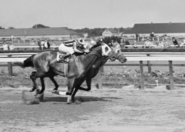 Final stretch: NYC’s last horse track, Aqueduct, ending live races